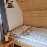 Otulony Sloncem 펜션 크로시엔코